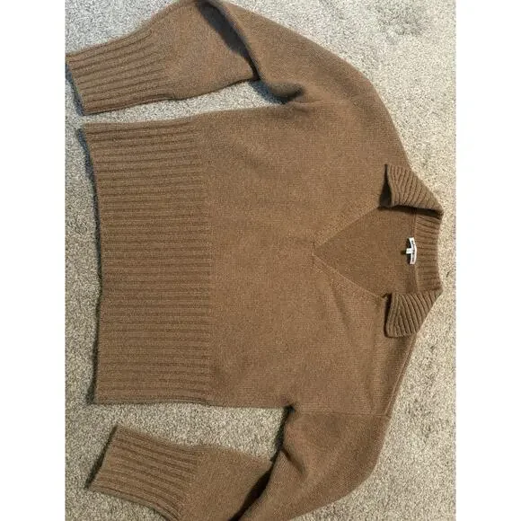 Reformation Beckie Cashmere Collared V Neck Sweater in Panko Camel Beige Tan - Picture 9 of 11